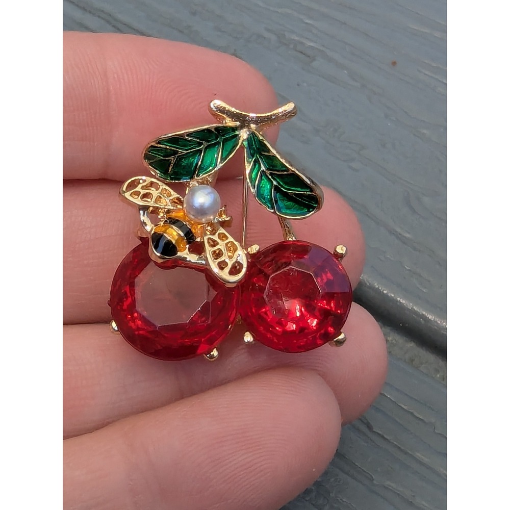 Vintage Style Cherry Bumblebee Brooch Red Crystal Enamel Gold Tone Pin Whimsical